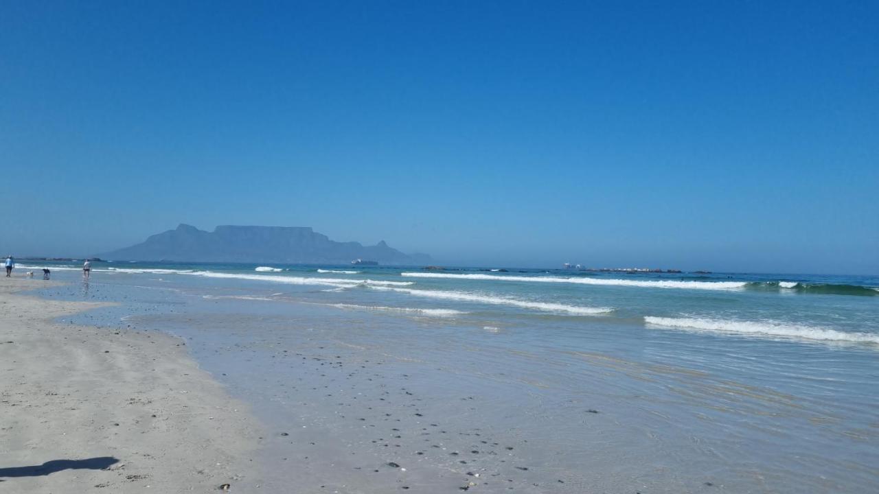 Oceanview Holiday Accommodation Bloubergstrand Exterior foto